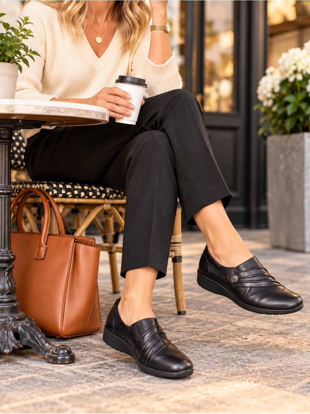 Clarks Hope Roxanne Women 8.5 M Black Leather Slip On Comfort Shoes